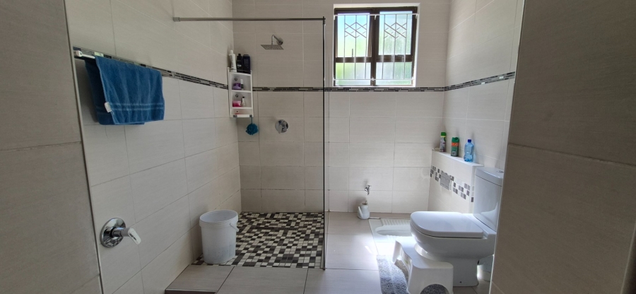 4 Bedroom Property for Sale in Parkside KwaZulu-Natal