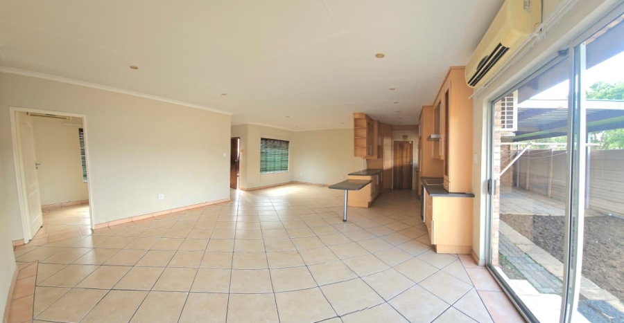 3 Bedroom Property for Sale in Huttenheights KwaZulu-Natal