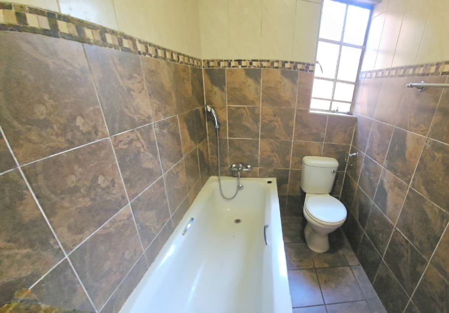 3 Bedroom Property for Sale in Huttenheights KwaZulu-Natal