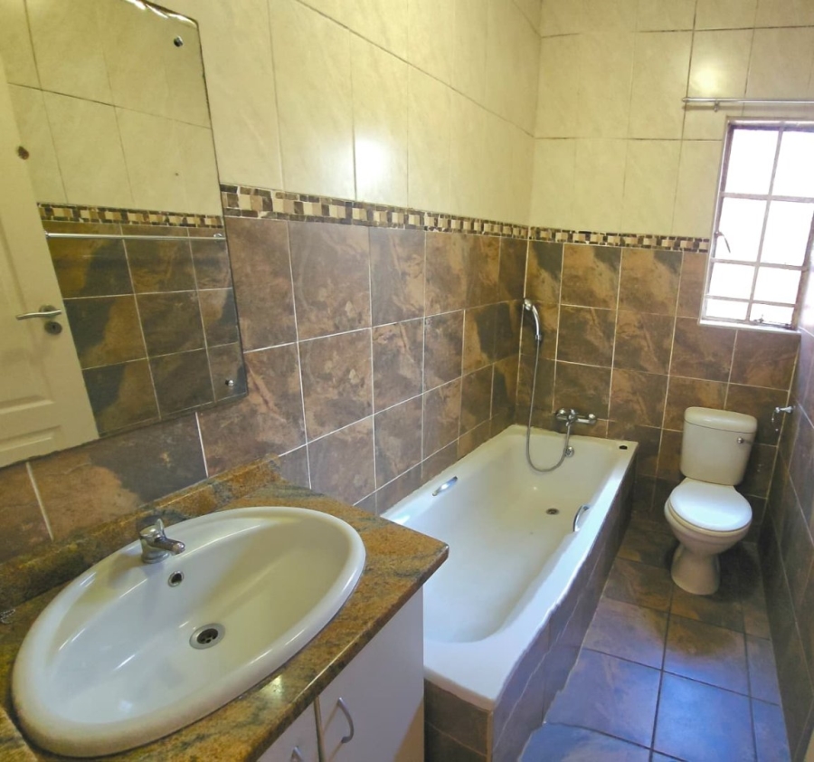 3 Bedroom Property for Sale in Huttenheights KwaZulu-Natal