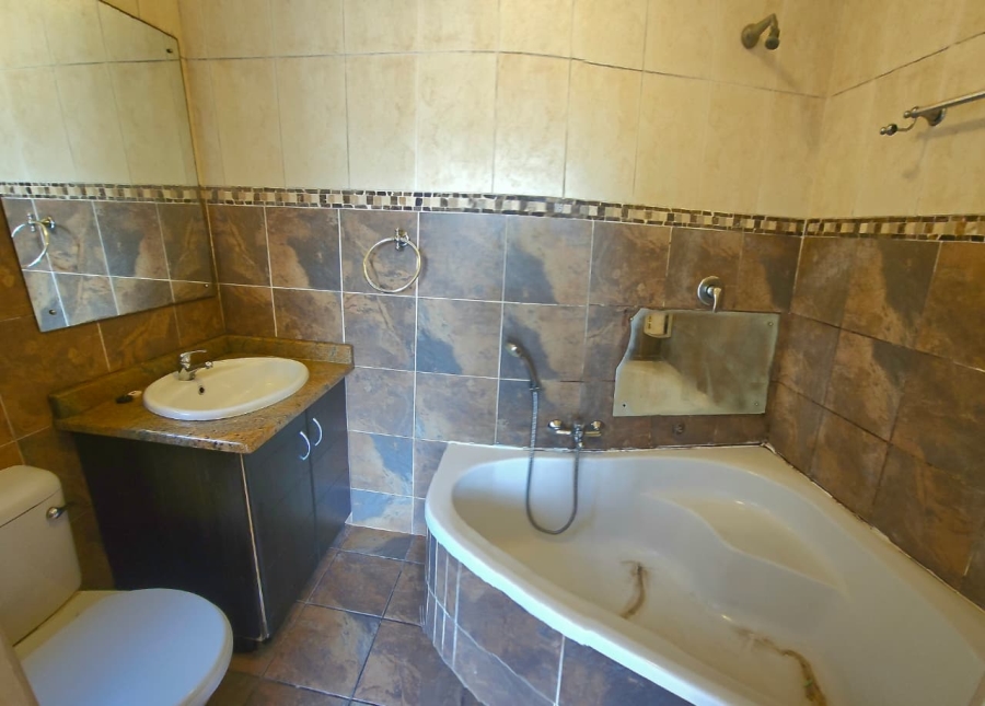 3 Bedroom Property for Sale in Huttenheights KwaZulu-Natal