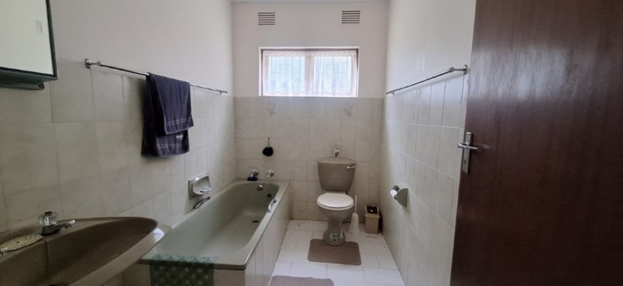 3 Bedroom Property for Sale in Southport KwaZulu-Natal