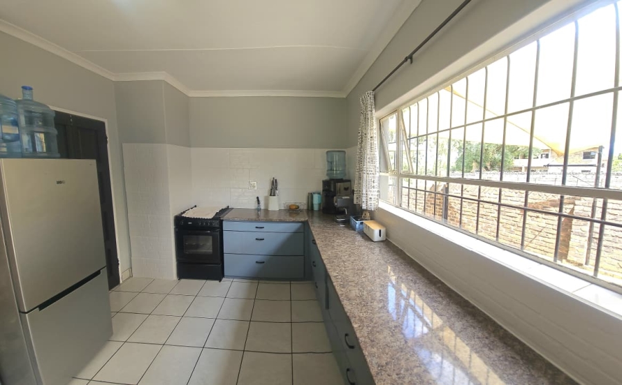 4 Bedroom Property for Sale in Sunnyridge KwaZulu-Natal