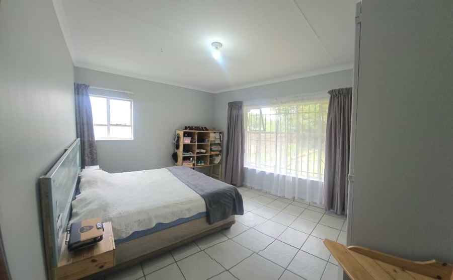 4 Bedroom Property for Sale in Sunnyridge KwaZulu-Natal
