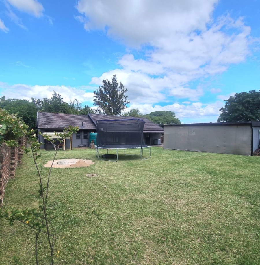 4 Bedroom Property for Sale in Sunnyridge KwaZulu-Natal