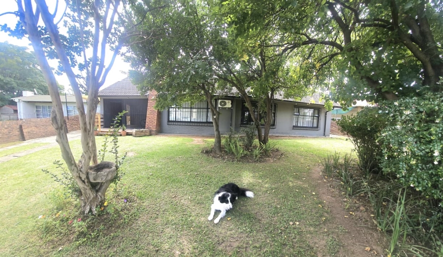 4 Bedroom Property for Sale in Sunnyridge KwaZulu-Natal