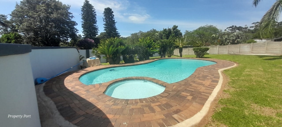 4 Bedroom Property for Sale in Oslo Beach KwaZulu-Natal