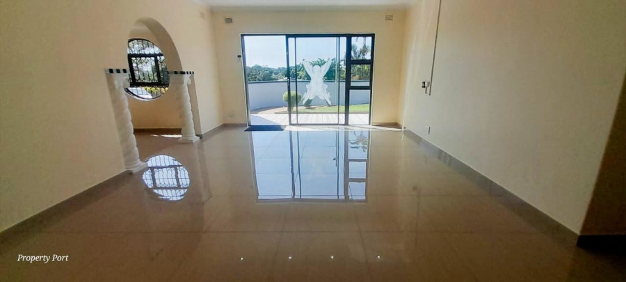 4 Bedroom Property for Sale in Oslo Beach KwaZulu-Natal