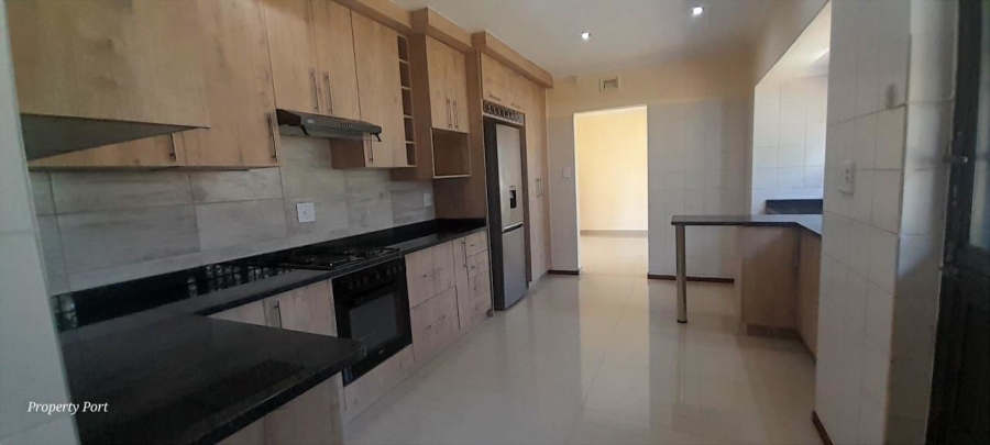 4 Bedroom Property for Sale in Oslo Beach KwaZulu-Natal