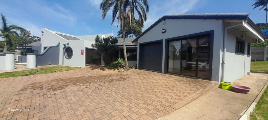 4 Bedroom Property for Sale in Oslo Beach KwaZulu-Natal