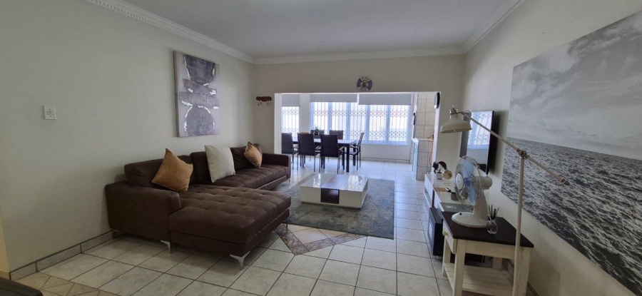 3 Bedroom Property for Sale in Uvongo Beach KwaZulu-Natal