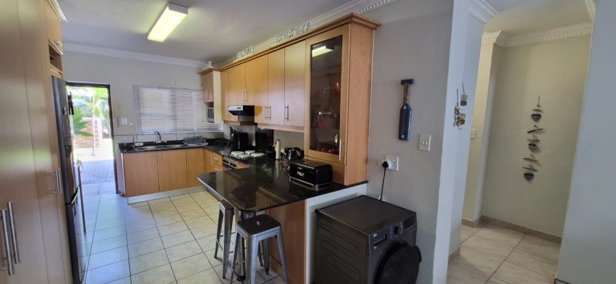 3 Bedroom Property for Sale in Uvongo Beach KwaZulu-Natal