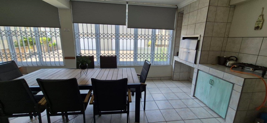 3 Bedroom Property for Sale in Uvongo Beach KwaZulu-Natal