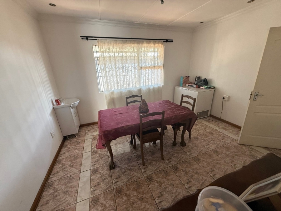 10 Bedroom Property for Sale in Mountain Rise KwaZulu-Natal