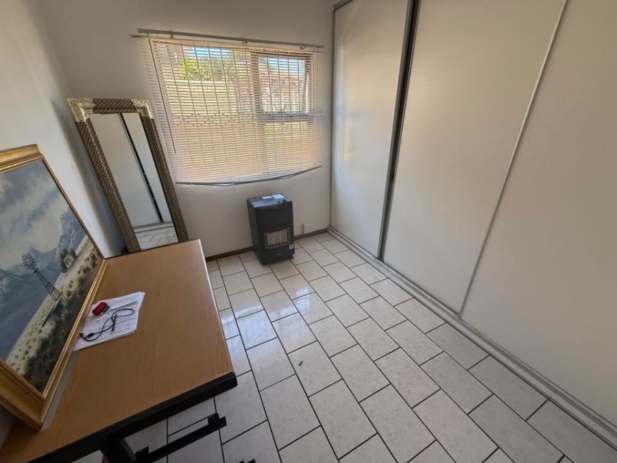 10 Bedroom Property for Sale in Mountain Rise KwaZulu-Natal