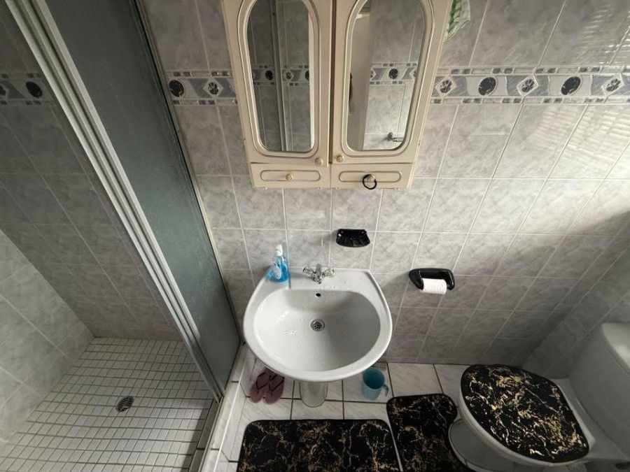 10 Bedroom Property for Sale in Mountain Rise KwaZulu-Natal