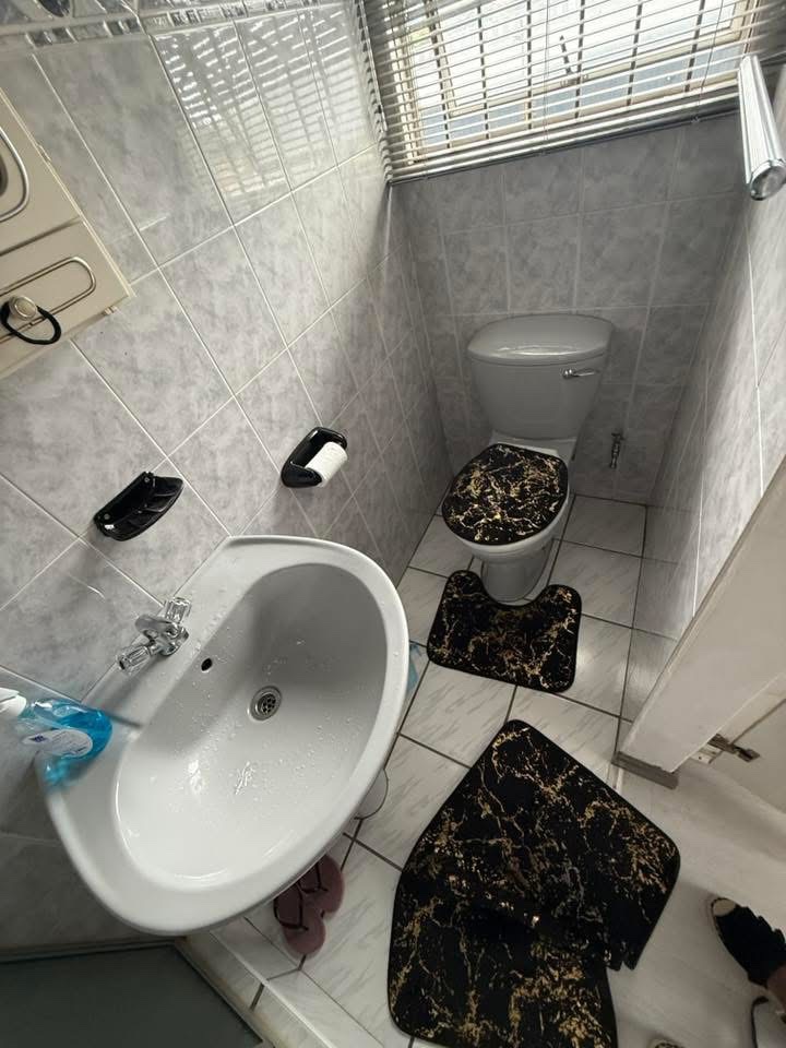 10 Bedroom Property for Sale in Mountain Rise KwaZulu-Natal