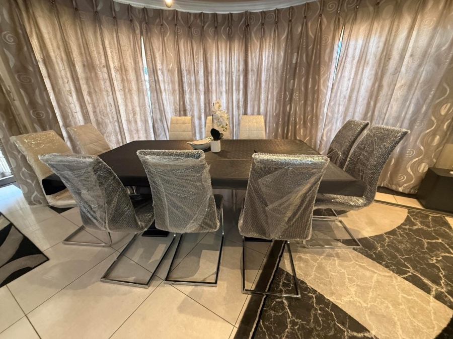  Bedroom Property for Sale in Mountain Rise KwaZulu-Natal