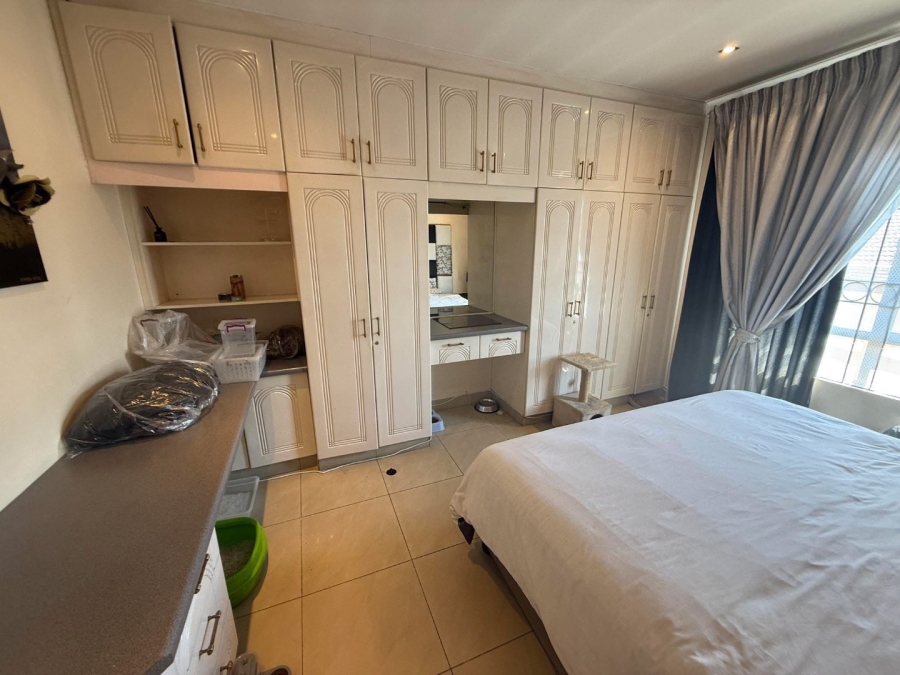  Bedroom Property for Sale in Mountain Rise KwaZulu-Natal