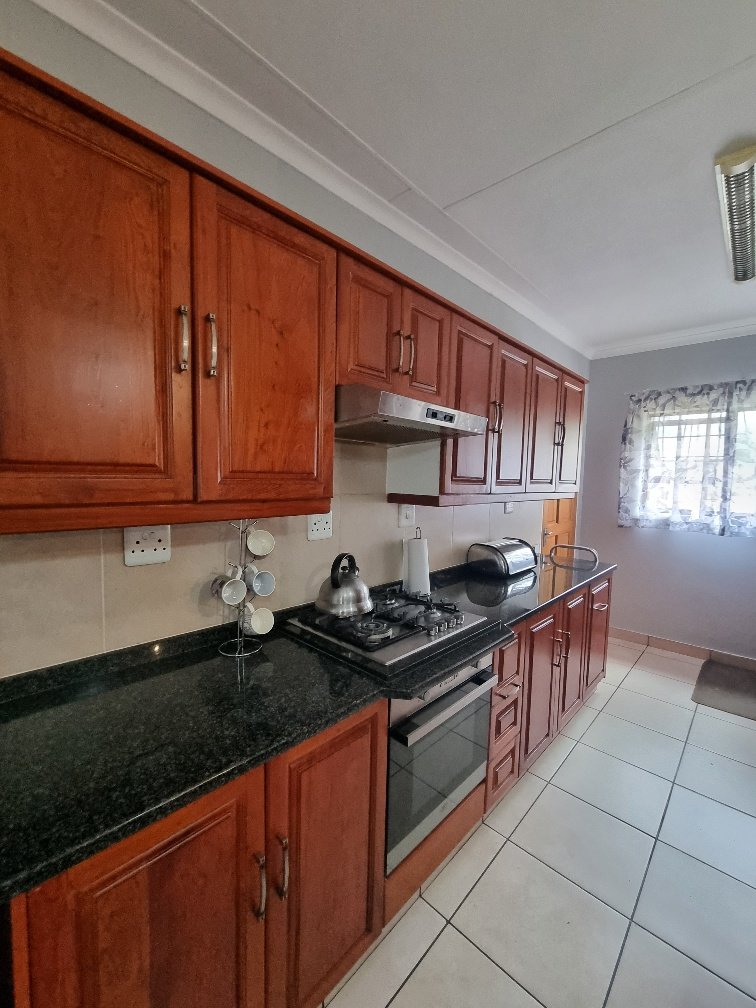 7 Bedroom Property for Sale in Pioneer Park KwaZulu-Natal