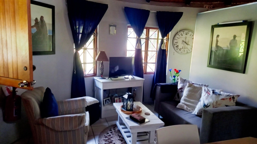 1 Bedroom Property for Sale in Umtentweni KwaZulu-Natal