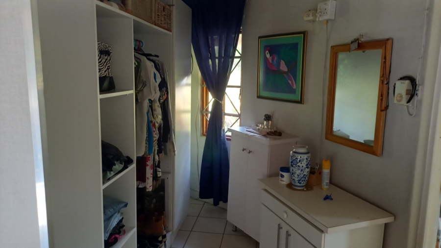 1 Bedroom Property for Sale in Umtentweni KwaZulu-Natal