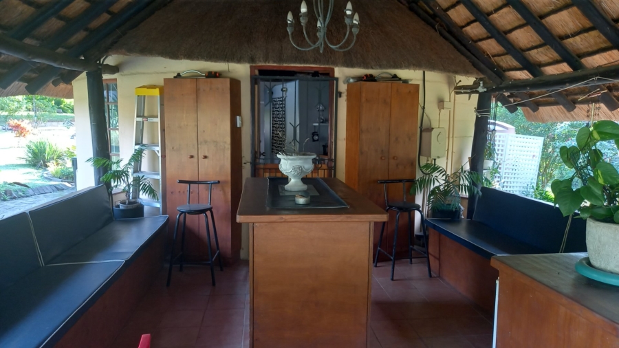 1 Bedroom Property for Sale in Umtentweni KwaZulu-Natal