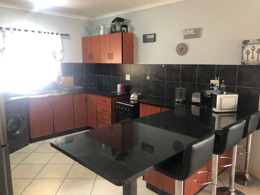 9 Bedroom Property for Sale in Sea Park KwaZulu-Natal