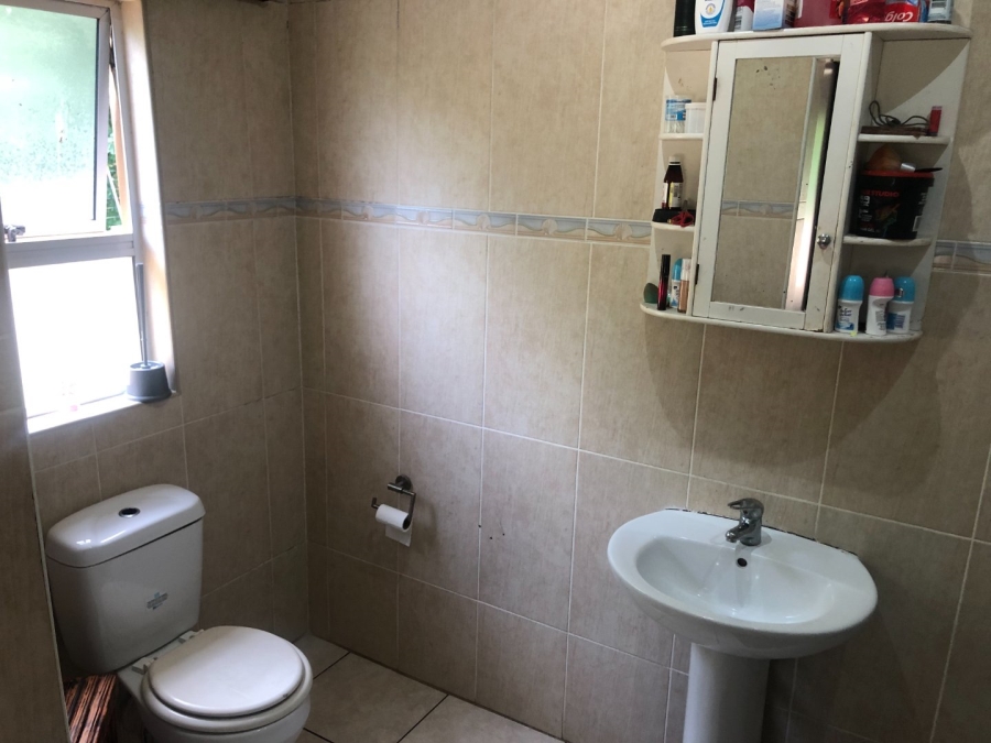 9 Bedroom Property for Sale in Sea Park KwaZulu-Natal