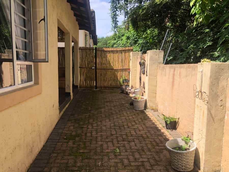 9 Bedroom Property for Sale in Sea Park KwaZulu-Natal