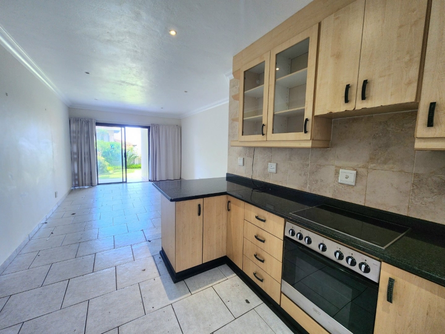 2 Bedroom Property for Sale in Illovo Beach KwaZulu-Natal