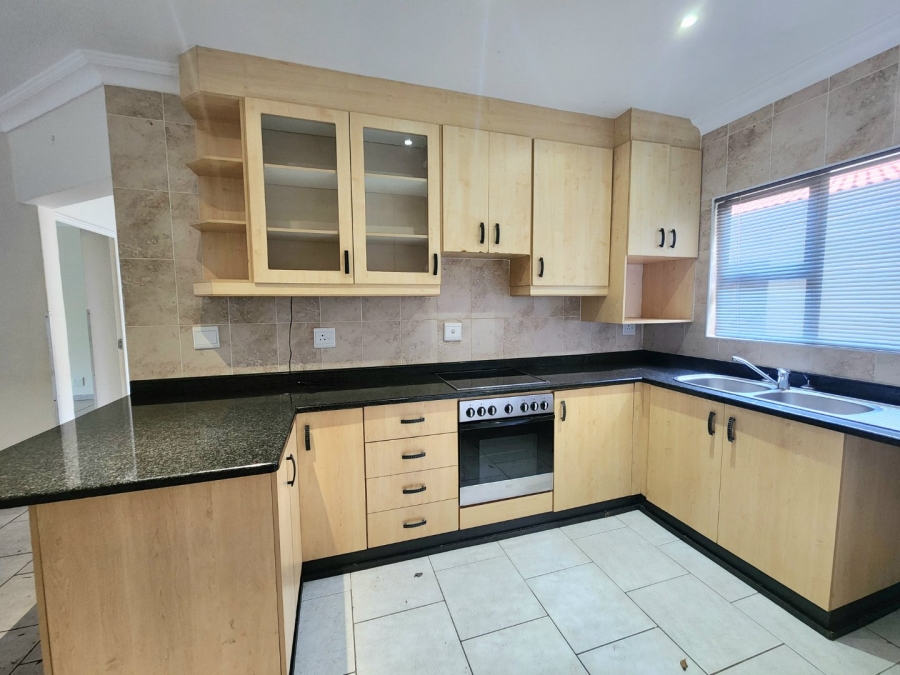 2 Bedroom Property for Sale in Illovo Beach KwaZulu-Natal