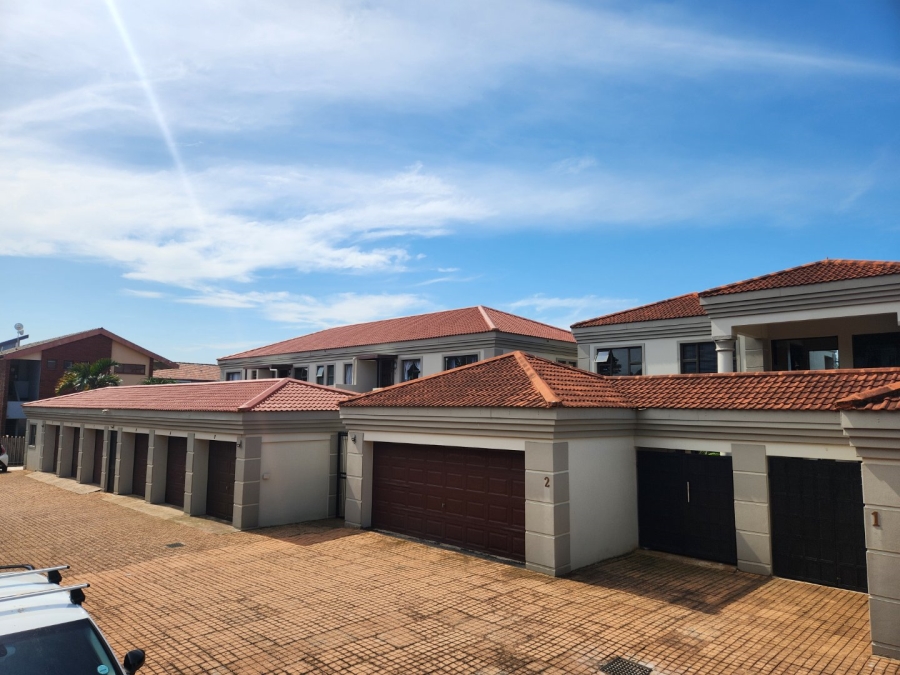2 Bedroom Property for Sale in Illovo Beach KwaZulu-Natal