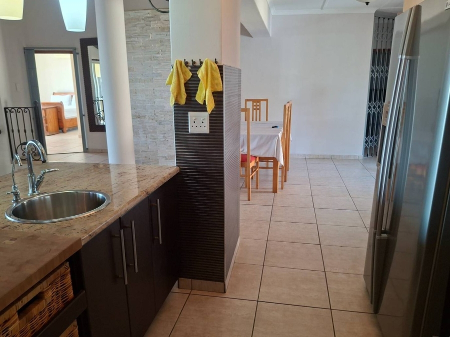 4 Bedroom Property for Sale in Uvongo KwaZulu-Natal