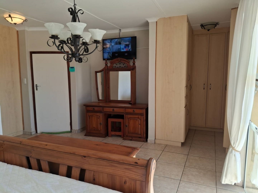 4 Bedroom Property for Sale in Uvongo KwaZulu-Natal