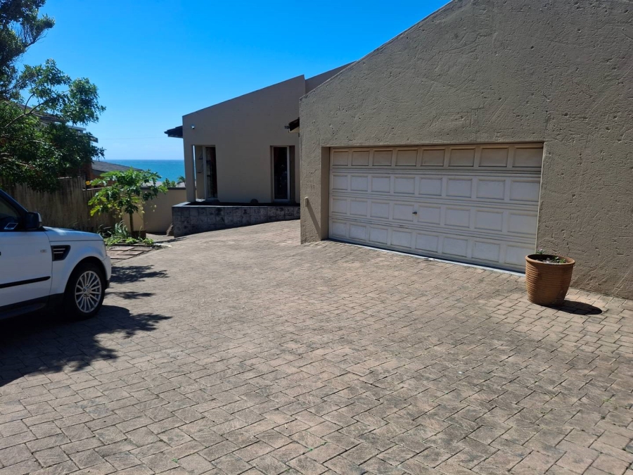 4 Bedroom Property for Sale in Uvongo KwaZulu-Natal