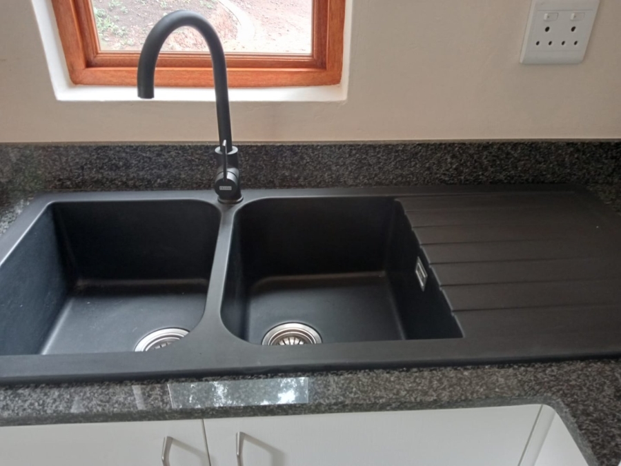 To Let 2 Bedroom Property for Rent in Hilldene KwaZulu-Natal