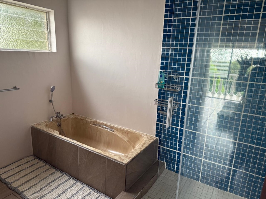 5 Bedroom Property for Sale in Scottburgh South KwaZulu-Natal