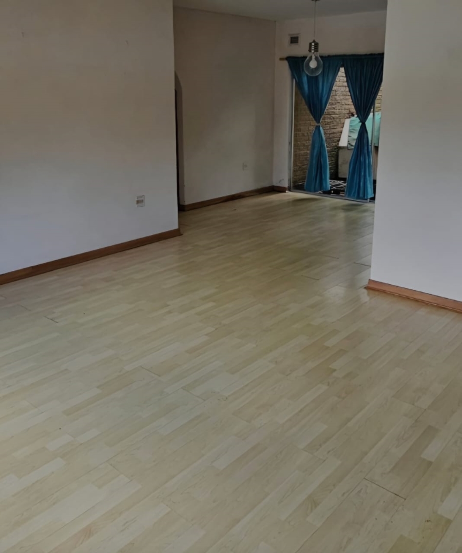 5 Bedroom Property for Sale in Scottburgh South KwaZulu-Natal