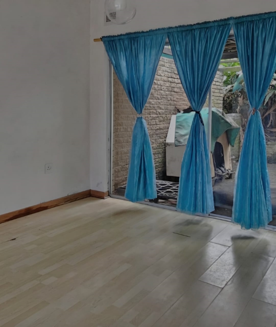 5 Bedroom Property for Sale in Scottburgh South KwaZulu-Natal
