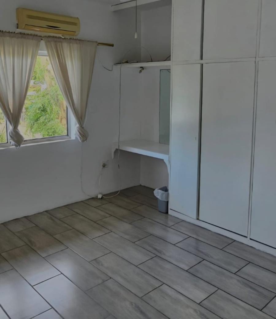 5 Bedroom Property for Sale in Scottburgh South KwaZulu-Natal