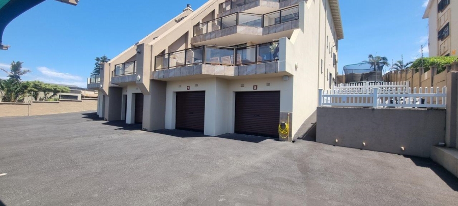 3 Bedroom Property for Sale in Uvongo KwaZulu-Natal