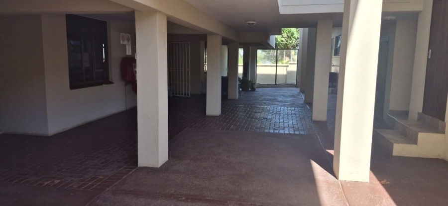 3 Bedroom Property for Sale in Uvongo KwaZulu-Natal