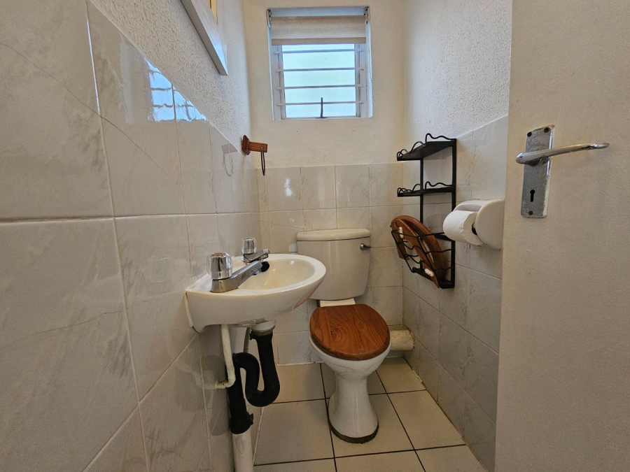 To Let 1 Bedroom Property for Rent in Umdloti Beach KwaZulu-Natal