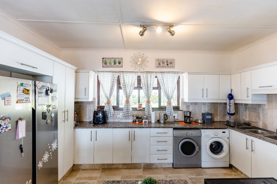 4 Bedroom Property for Sale in Shelly Beach KwaZulu-Natal