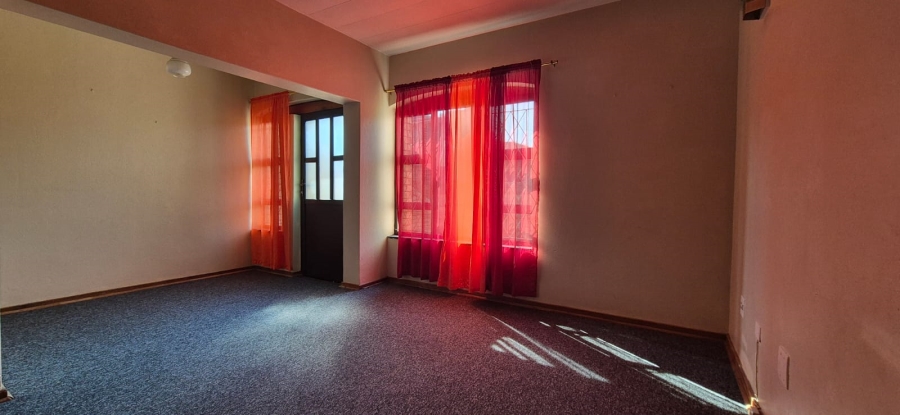 2 Bedroom Property for Sale in Huttenheights KwaZulu-Natal