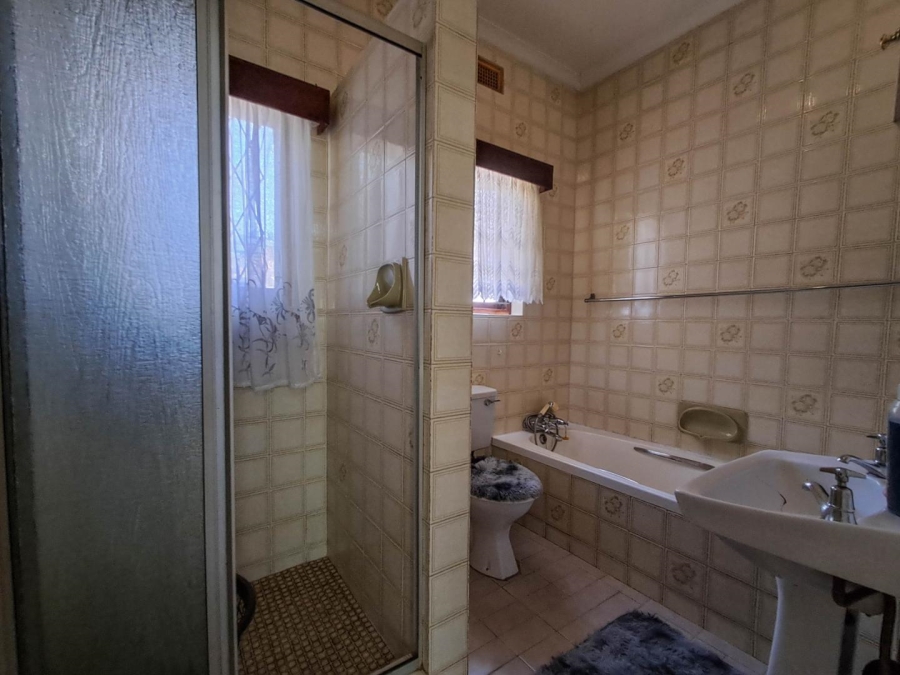 3 Bedroom Property for Sale in Oslo Beach KwaZulu-Natal