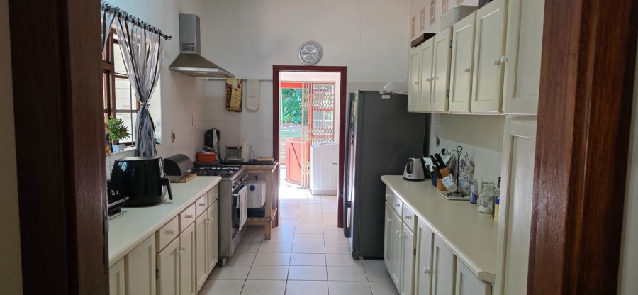3 Bedroom Property for Sale in Umtentweni KwaZulu-Natal