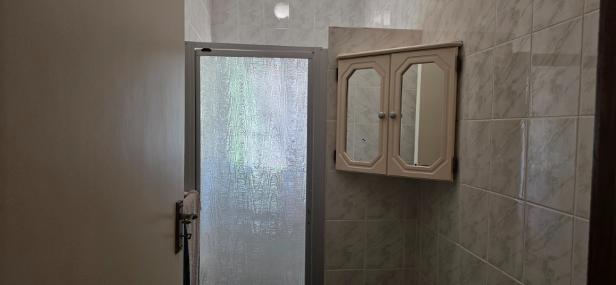 3 Bedroom Property for Sale in Umtentweni KwaZulu-Natal