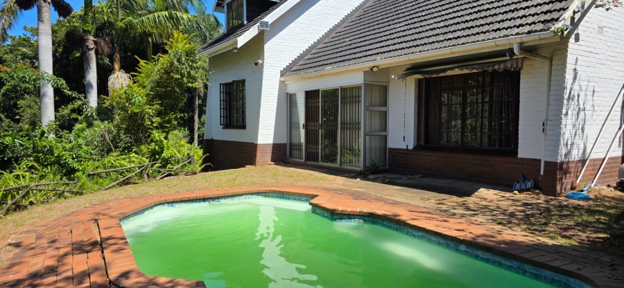 3 Bedroom Property for Sale in Umtentweni KwaZulu-Natal